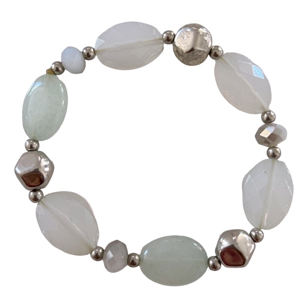 Beaded Silver & White Natural Stone Stretch Bracelet